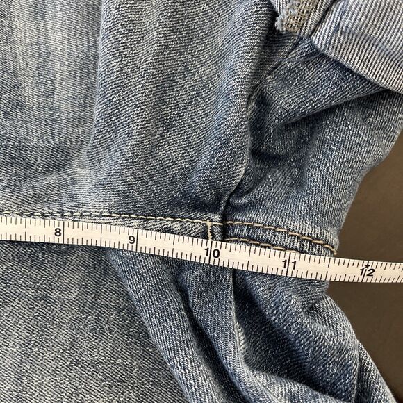 Silver Jeans Co. Distressed Cuffed Boyfriend Jean Shorts Sz 32, #L53608EAE205 - Picture 9 of 10